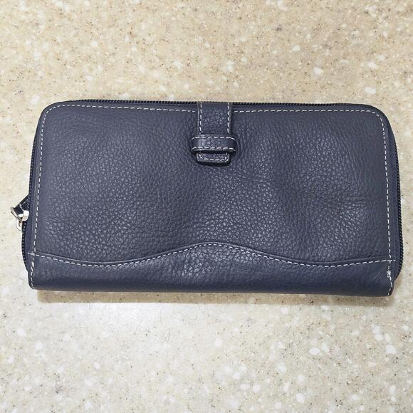 Tignanello Genuine Leather Brown 8" x 4.5" Wallet - Picture 4 of 6